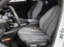Peugeot e-2008 EV Allure Avantage 54 kWh 156PK | 1ste eigenaar | ACCU 98% | AppleCarPlay/AndroidAuto | Climate Control | Adaptive Cruise Control | 360'Camera | Keyless | FULL LED | Navigatie | LMV | Parkeersensoren | Privacy Glass | Isofix |