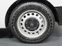 Citroën E-Jumpy L2 136PK 75 kWh | 1ste Eigenaar | ACCU 96% | Radio/DAB | 3-Fase | Airco | Armsteun | 3 Zits | Cruise Control | Laadvloer+ Betimmering | Parkeersensoren |