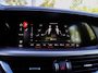 Alfa Romeo Stelvio 2.0 T AWD Veloce 280pk Sportstoelen Trekhaak Memory Dealeronderhouden