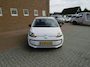 Volkswagen Up! 1.0 take up! Comf. BlueMotion 1e Eigenaar!!! * Rijklaarprijs incl. garantie * Airco * Electrische Ramen * Central vergr. * 5 Deurs *