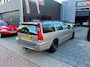 Volvo V70 2.4 D5 Summum Trekhaak Airco NAP APK 1 Jaar