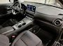 Hyundai Kona Electric EV Comfort Smart 64 kWh|1e EIGENAAR|SOH 99%|ADAPT.CRUISE|CLIMATE|KEYLESS|CARPLAY