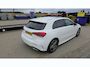 Mercedes-Benz A-klasse 180 Business Solution AMG | Stoel Verwarming | 18"LMV AMG | Extra Getint Glas | Cruise Control | PDC | LED dagrijverlichting | CAM |
