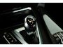 BMW M4 4-serie Coupé Competition (NIEUWSTAAT) Carplay / Keramisch / Carbon roof / Camera