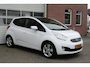 Kia Venga 1.4 CVVT trekhaak..clima. glazen schuifdak camera.cruise control. navigatie.half leder bekleding..