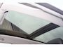Kia Venga 1.4 CVVT trekhaak..clima. glazen schuifdak camera.cruise control. navigatie.half leder bekleding..