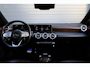 Mercedes-Benz A-klasse 200 AMG Line LED/VIRTUAL/SFEER/PANORAMADAK/LEER+S.VERWARMING+MEMORY/360/LINE/ACC/ECC/12 MDN GARANTIE!