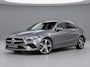 Mercedes-Benz A-klasse 180 Star Edition Luxury Line | Trekhaak Wegklapbaar | Achteruitrijcamera | Stoelverwarming | Sfeerverlichting | Multibeam LED | Dodehoekassistentie | Keyless-GO