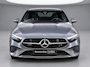 Mercedes-Benz A-klasse 180 Star Edition Luxury Line | Trekhaak Wegklapbaar | Achteruitrijcamera | Stoelverwarming | Sfeerverlichting | Multibeam LED | Dodehoekassistentie | Keyless-GO