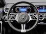 Mercedes-Benz A-klasse 180 Star Edition Luxury Line | Trekhaak Wegklapbaar | Achteruitrijcamera | Stoelverwarming | Sfeerverlichting | Multibeam LED | Dodehoekassistentie | Keyless-GO