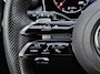 Mercedes-Benz GLC 300e 4MATIC AMG Line | Trekhaak Wegklapbaar | Night Pakket | Achteruitrijcamera | Memory Pakket | Sfeerverlichting | Stoelverwarming | Dodehoekassistentie | Treeplanken | Elektrisch Bedienbare Achterklep