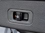 Mercedes-Benz GLC 300e 4MATIC AMG Line | Trekhaak Wegklapbaar | Night Pakket | Achteruitrijcamera | Memory Pakket | Sfeerverlichting | Stoelverwarming | Dodehoekassistentie | Treeplanken | Elektrisch Bedienbare Achterklep