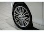 BMW 2-Serie Cabrio 220i High Executive + CAMERA / LEDER / STOELVERWARMING / GROOT SCHERM