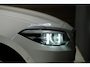 BMW 2-Serie Cabrio 220i High Executive + CAMERA / LEDER / STOELVERWARMING / GROOT SCHERM