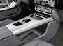 Mercedes-Benz GLB 200 Business Solution | Derde Zitrij | Trekhaak | Advanced Plus Pakket | Night Pakket | Winter Pakket | Panoramadak | Augmented Reality voor Navigatie | Dodehoekassistent | Adaptieve Cruise Control | Adaptieve Grootlichtassistent | Verkeersbordassistent | Apple CarPlay | Android Auto | Stuurverwarming | Stoelverwarming | Sfeerverlichting | Elektrische Achterklep | Achteruitrijcamera | Parkeersensoren