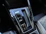 Volkswagen Golf 1.5 eTSI R-Line Business | Automaat | Pano | Blind spot | LED | Camera | PDC | Half leder | Dealer onderhouden|