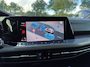 Volkswagen Golf 1.5 eTSI R-Line Business | Automaat | Pano | Blind spot | LED | Camera | PDC | Half leder | Dealer onderhouden|