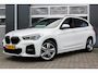BMW X1 XDrive25e High Executive M-Sport | 12 Mnd. Garantie & SOH 88% | Nette en zeer complete X1 met historie