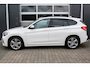 BMW X1 XDrive25e High Executive M-Sport | 12 Mnd. Garantie & SOH 88% | Nette en zeer complete X1 met historie
