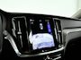 Volvo V60 B3 Essential Edition | Parkeercamera | Stoel- en stuurverwarming | Trekhaak