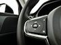 Volvo V60 B3 Essential Edition | Parkeercamera | Stoel- en stuurverwarming | Trekhaak