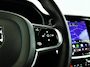 Volvo V60 T6 Plug-in hybrid AWD Plus Dark | Parkeercamera | Harman Kardon | Stoel- en stuurverwarming | Trekhaak