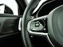 Volvo V60 T6 Plug-in hybrid AWD Plus Dark | Parkeercamera | Harman Kardon | Stoel- en stuurverwarming | Trekhaak