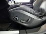 Volvo V60 T6 Plug-in hybrid AWD Plus Dark | Parkeercamera | Harman Kardon | Stoel- en stuurverwarming | Trekhaak