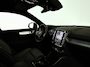 Volvo XC40 B4 Plus Dark | Parkeercamera | Harman Kardon | Stoel- en stuurverwarming | Trekhaak