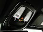 Volvo XC40 B4 Plus Dark | Parkeercamera | Harman Kardon | Stoel- en stuurverwarming | Trekhaak