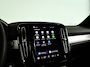 Volvo XC40 B4 Plus Dark | Parkeercamera | Harman Kardon | Stoel- en stuurverwarming | Trekhaak