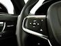 Volvo XC40 B4 Plus Dark | Parkeercamera | Harman Kardon | Stoel- en stuurverwarming | Trekhaak