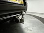 Volvo XC40 B4 Plus Dark | Parkeercamera | Harman Kardon | Stoel- en stuurverwarming | Trekhaak