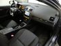 Toyota Avensis Wagon 2.0 VVTi Panoramic Business Special - Trekhaak - Parkeersensoren