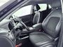 Hyundai Kona Electric EV FASHION 64 kWh | DODEHOEK DETECTIE | PDC | 3 FASE | WARMTEPOMP | CAMERA | CLIMA | CRUISE ADAPT. | NAVI | PRIVACY GLASS | DAKRAILING | APPLE CAR PLAY & ANDROID AUTO |