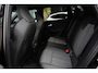 Audi Q6 e-tron S edition quattro 100 kWh | 428 PK | Panoramadak | Trekhaak | 360 camera | Audi Q6 e-tron S edition quattro met 428 PK en een volledig elektrische aandrijflijn met 100 kWh accupakket en quattro vierwielaandrijving, voorzien van een panoramadak met comfortabele rij e