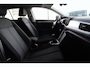 Volkswagen T-Roc 1.0 TSI Life | 110 PK | Apple Carplay | ACC | Parkeersensoren | Volkswagen T-Roc 1.0 TSI Life 110 PK met een 1.0-liter driecilinder benzinemotor, infotainmentsysteem met smartphoneconnectiviteit, airconditioning, multifunctioneel stuurwiel, cruisecontrol,