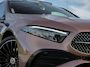 Mercedes-Benz A-klasse 250 e AMG Panoramadak|360°Camera|Keyless|Sfeerverlichting|Night pakket|Roségoud