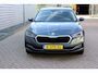 Skoda Octavia Combi 1.5 TSI First Edition O.a: Key-Less, Stoeverwarming, Trekhaak, ACC, PPC, 18inch L.m. Etc... Rijklaar! All-in prijs!