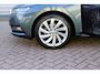 Skoda Octavia Combi 1.5 TSI First Edition O.a: Key-Less, Stoeverwarming, Trekhaak, ACC, PPC, 18inch L.m. Etc... Rijklaar! All-in prijs!