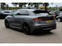 Audi RS Q8 RSQ8 4.0 TFSI quattro / URBAN / Milltek / Trekhaak / Panoramadak / 360Camera / Head-up / B&O 3D / Keramisch / Achterasbesturing / 23'' / RS Dynamic Pakket / Keyless / Carbon intr. / Ventilatie+Massage / Dodehoek /