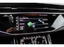 Audi RS Q8 RSQ8 4.0 TFSI quattro / URBAN / Milltek / Trekhaak / Panoramadak / 360Camera / Head-up / B&O 3D / Keramisch / Achterasbesturing / 23'' / RS Dynamic Pakket / Keyless / Carbon intr. / Ventilatie+Massage / Dodehoek /