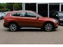 BMW X1 xDrive20i High Exe. / Trekhaak / Panoramadak / Head-up / Leder / 19'' / Navigatie / Stoelverwarming / Sportstoelen / DAB / Cruise Control