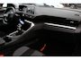 Peugeot 3008 1.2 PureTech Allure / Distr.riem VV / Trekhaak / CarPlay / Parkeerhulp V+A / 17'' / Cruise Control