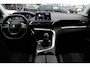 Peugeot 3008 1.2 PureTech Allure / Distr.riem VV / Trekhaak / CarPlay / Parkeerhulp V+A / 17'' / Cruise Control