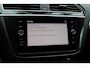 Volkswagen Tiguan 1.5 TSI Comfortline / CarPlay / Parkeerhulp V+A / 17'' / LED / Rijstrooksensor / Spiegelpakket / DAB / ACC