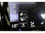 Volvo V60 2.0 T8 Twin Engine AWD Momentum Pro | Dealer Onderhouden! | Open Dak | Leder | Memory Zetels | LED | Stoel/Stuurverwarming | Cruise Adaptive | BLIS | Camera | Clima | Navi | Keyless | Elk. Achterklep | Lichtmetalen Velgen