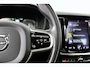 Volvo V60 2.0 T8 Twin Engine AWD Momentum Pro | Dealer Onderhouden! | Open Dak | Leder | Memory Zetels | LED | Stoel/Stuurverwarming | Cruise Adaptive | BLIS | Camera | Clima | Navi | Keyless | Elk. Achterklep | Lichtmetalen Velgen