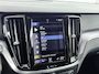 Volvo V60 B4 Business Pro | 18" | Adaptieve Cruise | BLIS | Parkeercamera | Stoel/Stuurverwarming | Keyless | Elektr. Achterklep