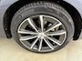 Volvo V60 B4 Business Pro | 18" | Adaptieve Cruise | BLIS | Parkeercamera | Stoel/Stuurverwarming | Keyless | Elektr. Achterklep